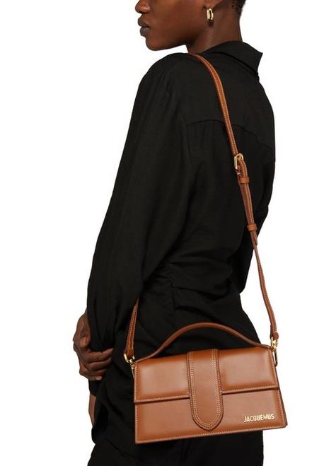 Jacquemus 标志性色彩选择