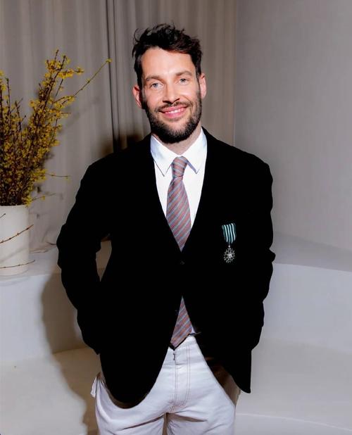 Simon Porte Jacquemus 与粉丝互动