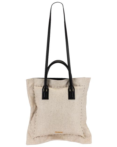 Jacquemus 不对称翻盖细节