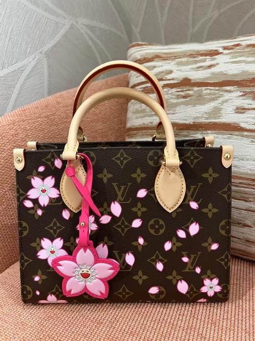 LV × 村上隆 樱花系列 Monogram