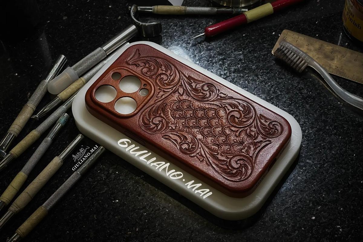 Polène 雕塑感造型