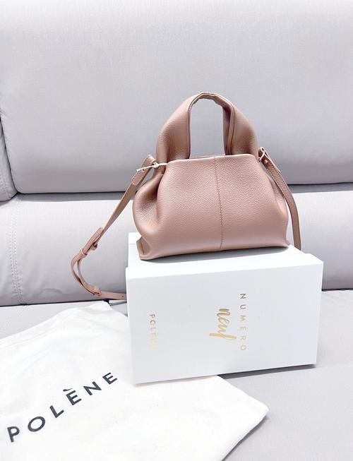 三兄妹巴黎工作室